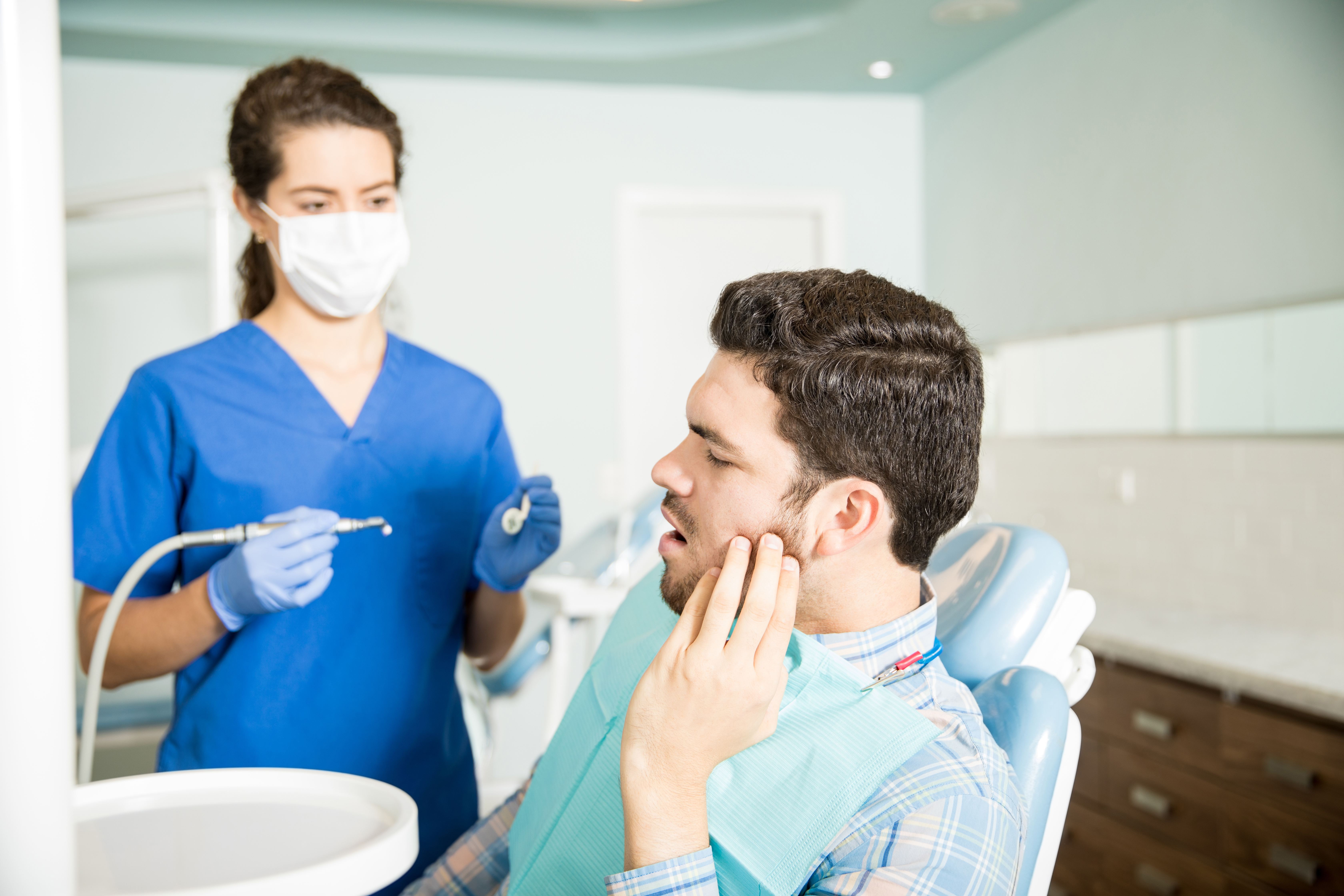 Signs You Should See a Dentist Immediately